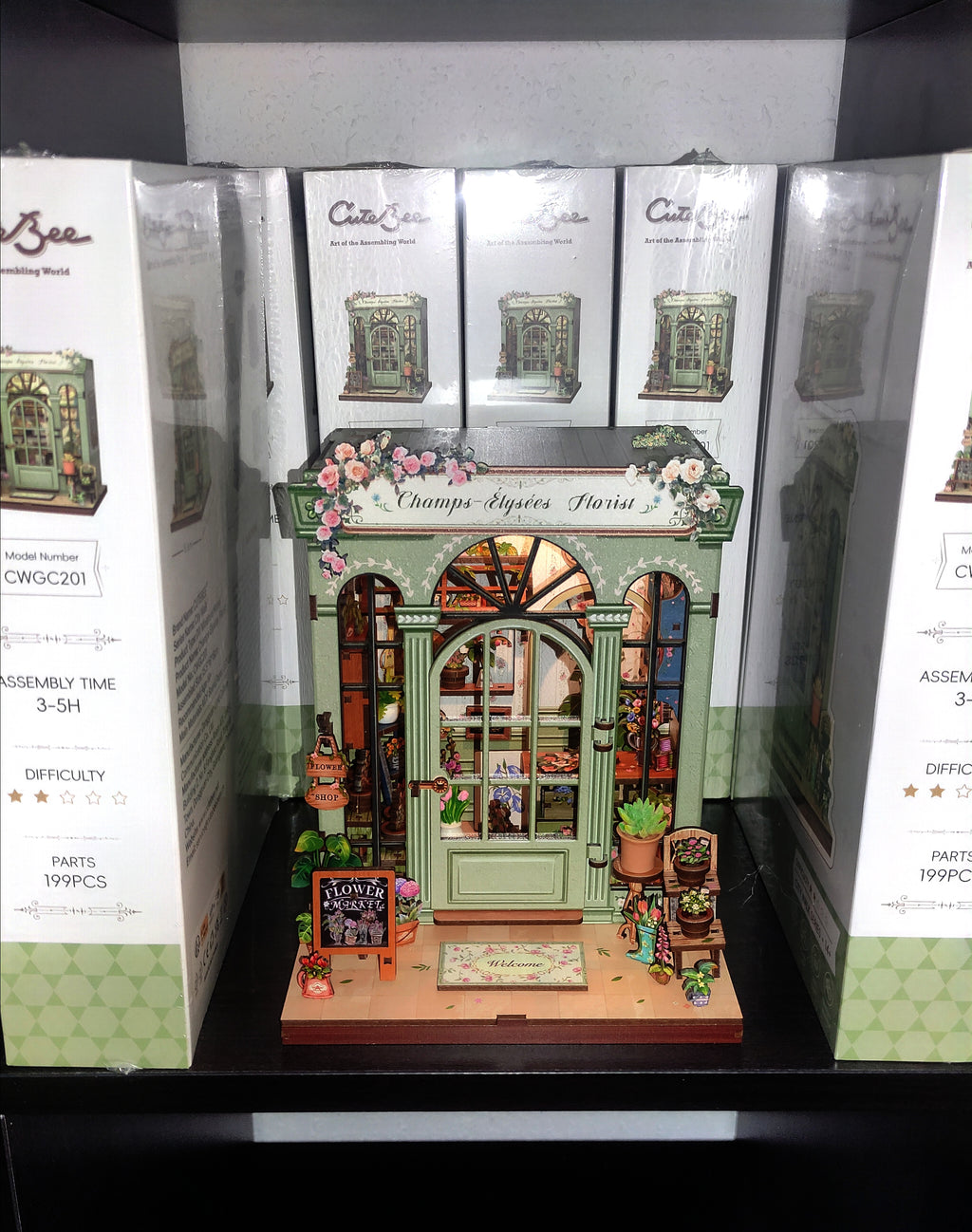 Book Nook DIY Fleuriste Champs-Élysées – Boutique Miniature à Construire – Kit Maquette 3D Bois LED – Décor Étagère