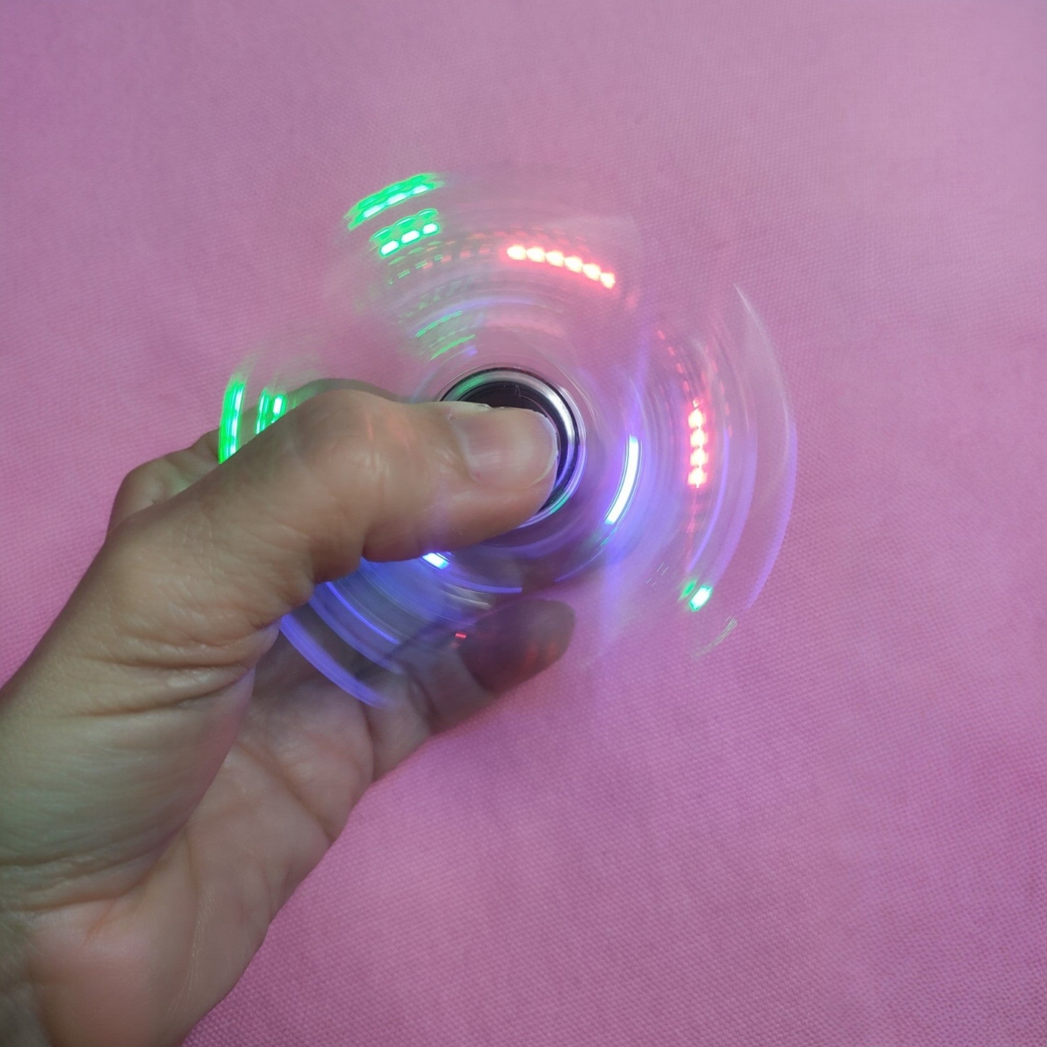 Spinner Lumineux LED – Effets Lumineux Multicolores